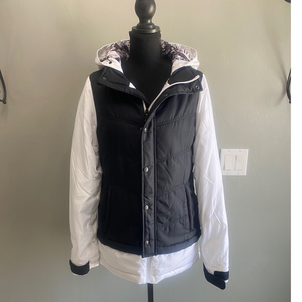 Body Glove Womens Hooded Ski Jacket Black White Colorblock Quilted Puffer Coat